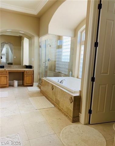 9325 Queen Charlotte Drive, Las Vegas, NV 89145