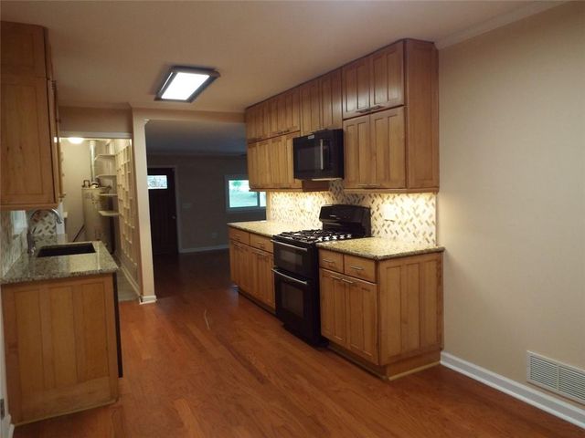 4491 Bryant SW Drive, Lilburn, GA 30047