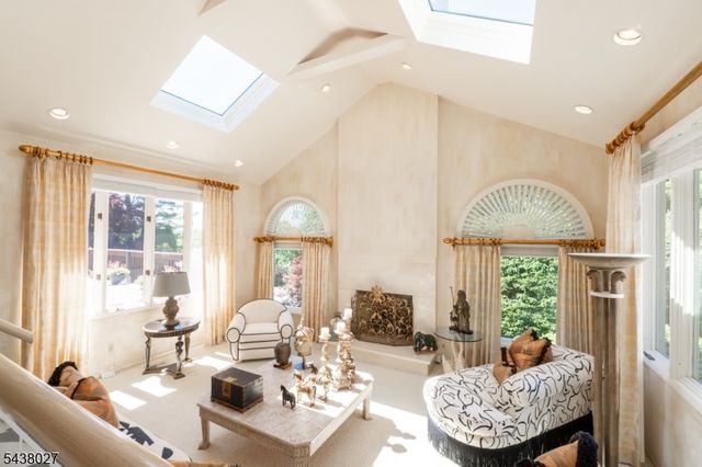 10 Pinnacle Pt, Randolph Twp., NJ 07869