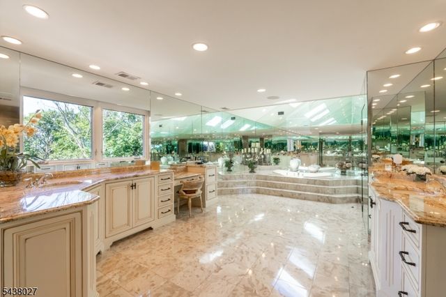 10 Pinnacle Pt, Randolph Twp., NJ 07869