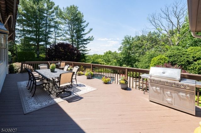10 Pinnacle Pt, Randolph Twp., NJ 07869