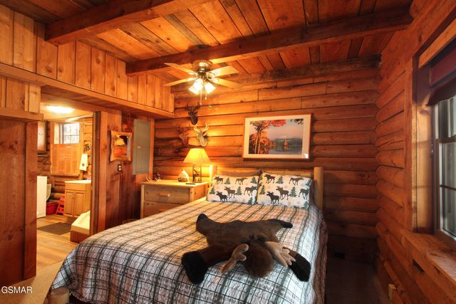 1923 Bales Way, Sevierville, TN 37876