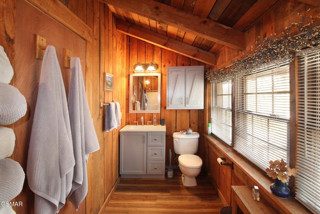 1923 Bales Way, Sevierville, TN 37876