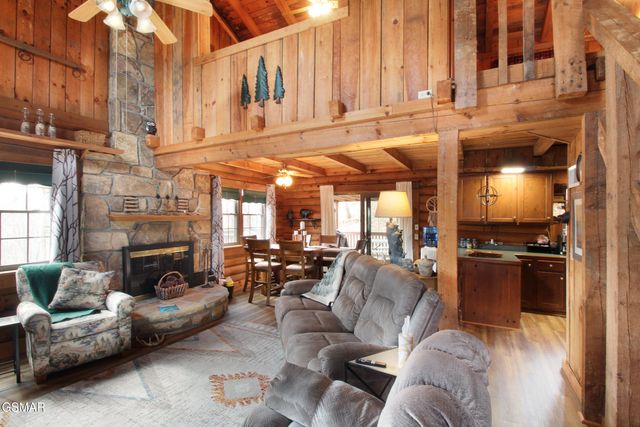 1923 Bales Way, Sevierville, TN 37876