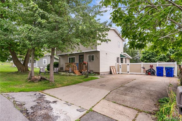 2173 Pleasant Avenue, Hamburg, NY 14085