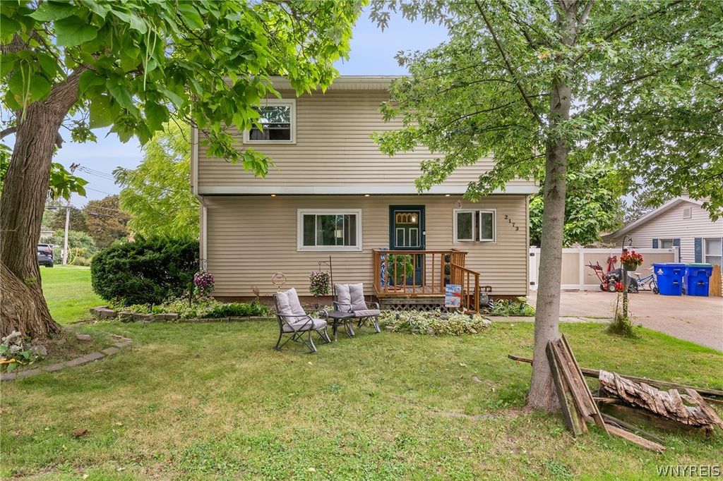 2173 Pleasant Avenue, Hamburg, NY 14085