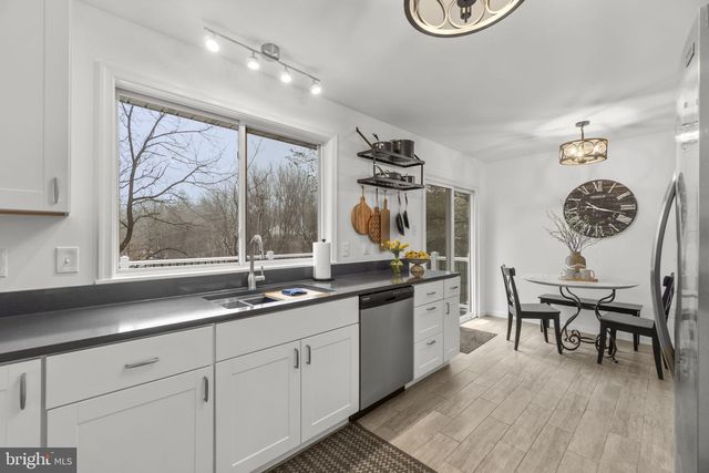 6999 CEDAR AVE, Sykesville, MD 21784