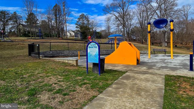 6999 CEDAR AVE, Sykesville, MD 21784