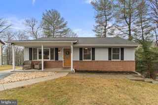 6999 CEDAR AVE, Sykesville, MD 21784