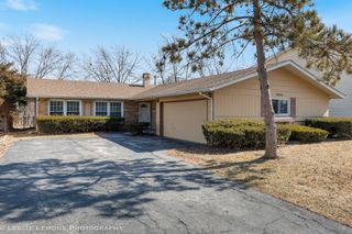 1053 S Finley Road, Lombard, IL 60148