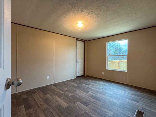 256 County Road 3101, Greenville, TX 75402