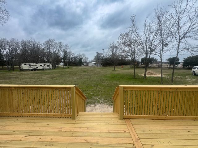256 County Road 3101, Greenville, TX 75402
