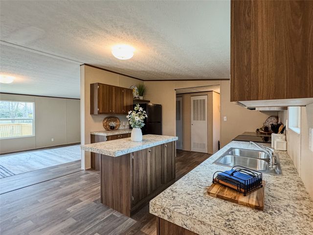 256 County Road 3101, Greenville, TX 75402