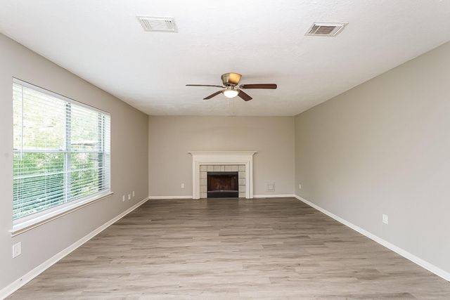 1523 Clear Valley Drive, Houston, TX 77014