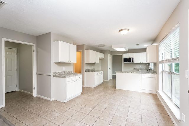 1523 Clear Valley Drive, Houston, TX 77014