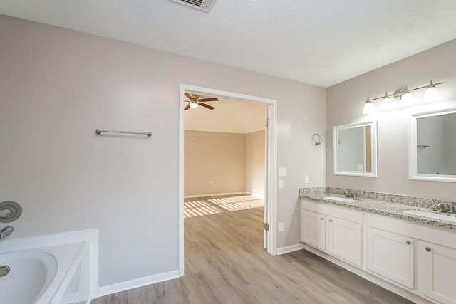 1523 Clear Valley Drive, Houston, TX 77014