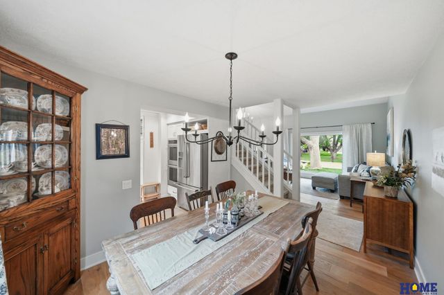 7223 Shamrock Court, Lincoln, NE 68506
