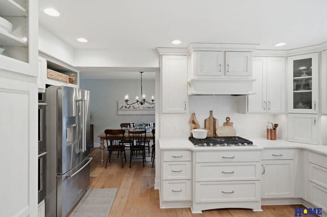 7223 Shamrock Court, Lincoln, NE 68506