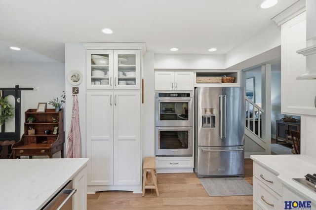7223 Shamrock Court, Lincoln, NE 68506