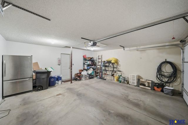 7223 Shamrock Court, Lincoln, NE 68506