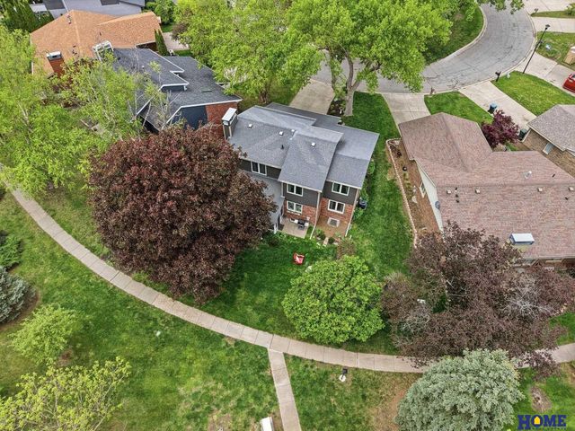7223 Shamrock Court, Lincoln, NE 68506
