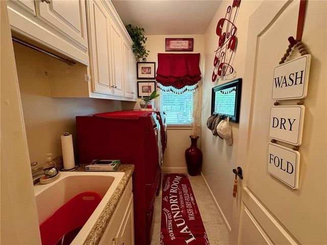 1994 Bennett Road, Grayson, GA 30017