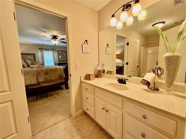 1994 Bennett Road, Grayson, GA 30017