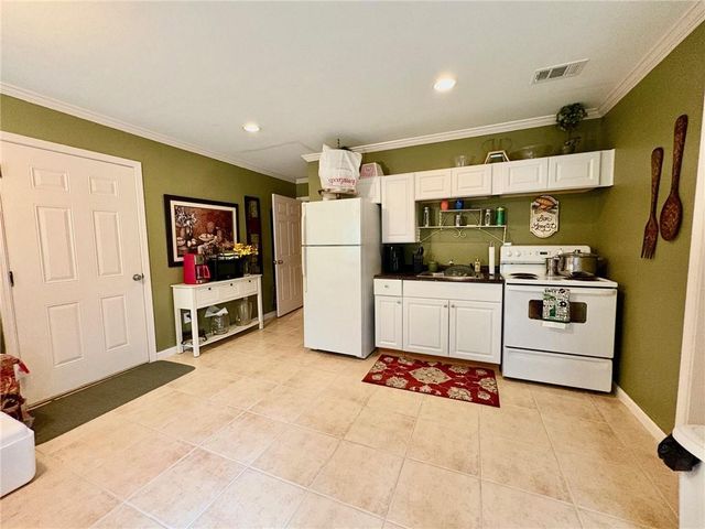 1994 Bennett Road, Grayson, GA 30017