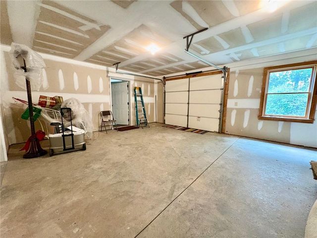 1994 Bennett Road, Grayson, GA 30017