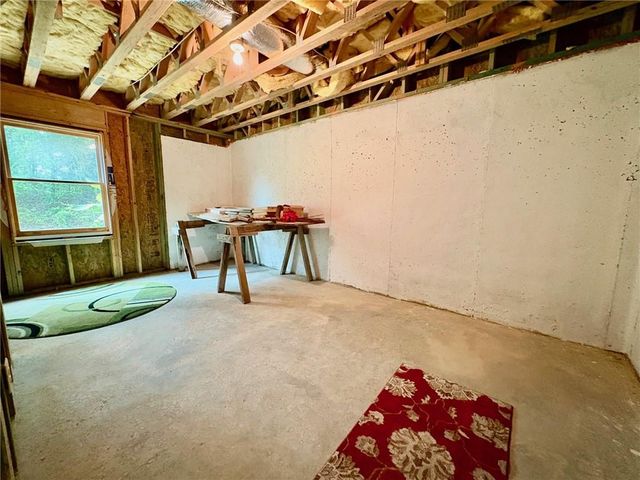 1994 Bennett Road, Grayson, GA 30017