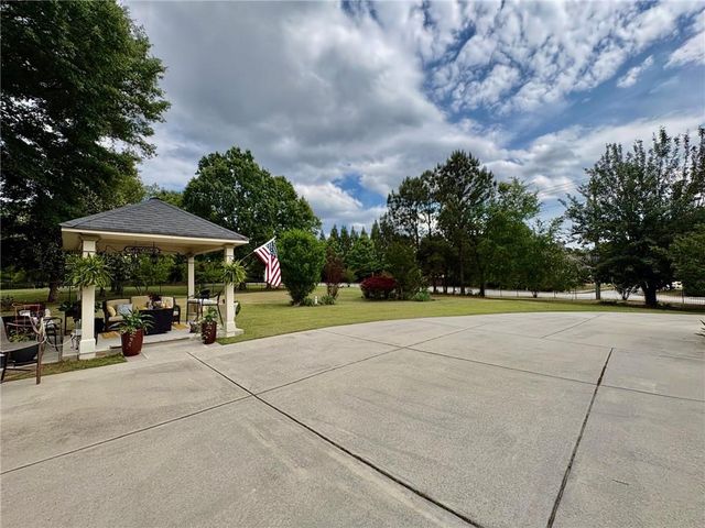 1994 Bennett Road, Grayson, GA 30017
