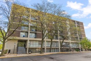 1043 S York Road 208, Bensenville, IL 60106