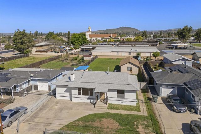 1194 Andover Rd, El Cajon, CA 92019