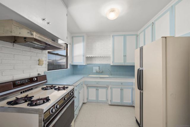 1194 Andover Rd, El Cajon, CA 92019