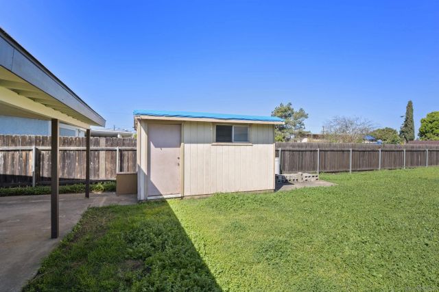 1194 Andover Rd, El Cajon, CA 92019