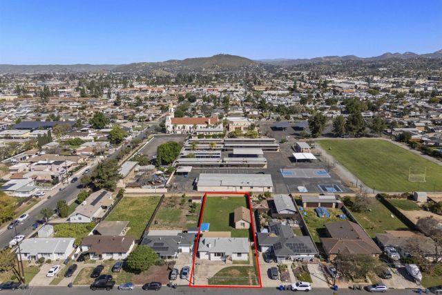 1194 Andover Rd, El Cajon, CA 92019