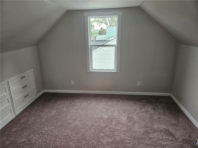 520 Joffre St, Ellwood City, PA 16117