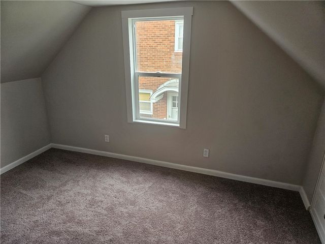 520 Joffre St, Ellwood City, PA 16117