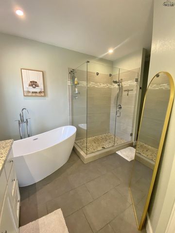 5 OAKWOOD COURT, Wichita Falls, TX 76308