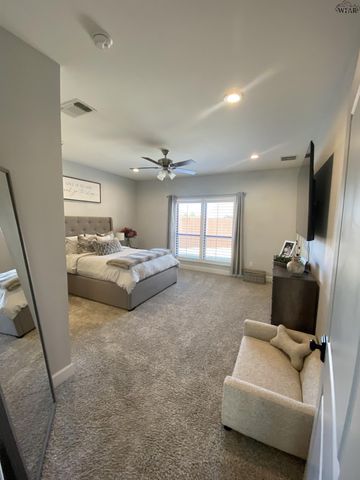 5 OAKWOOD COURT, Wichita Falls, TX 76308