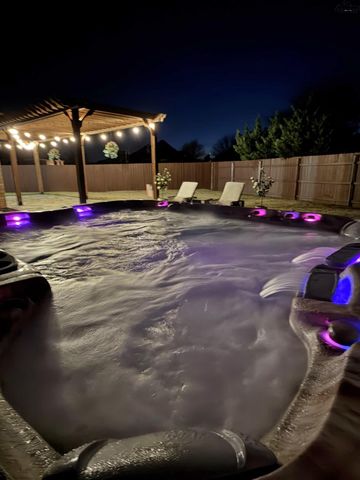 5 OAKWOOD COURT, Wichita Falls, TX 76308