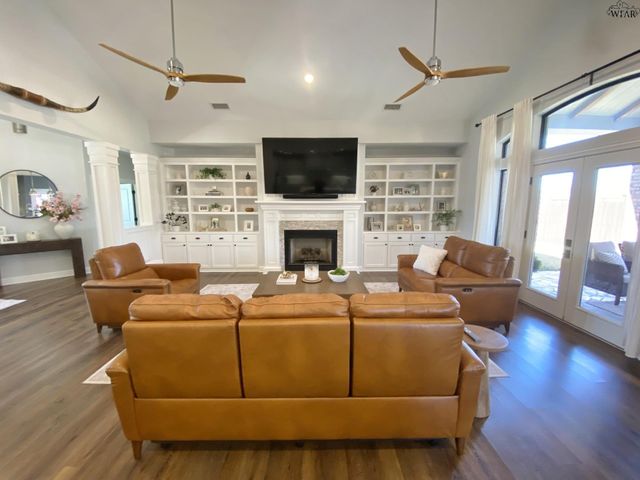 5 OAKWOOD COURT, Wichita Falls, TX 76308