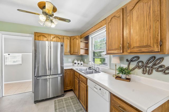 513 Cumberland Ave, Tullahoma, TN 37388