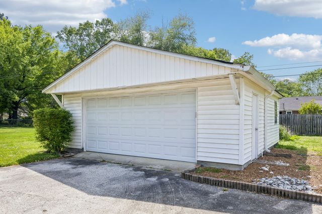 513 Cumberland Ave, Tullahoma, TN 37388