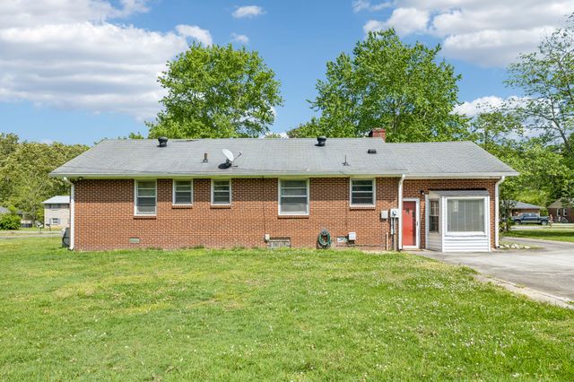 513 Cumberland Ave, Tullahoma, TN 37388
