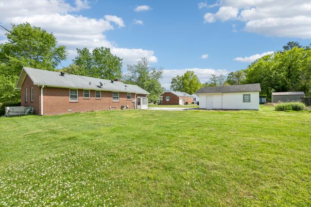 513 Cumberland Ave, Tullahoma, TN 37388