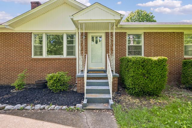 513 Cumberland Ave, Tullahoma, TN 37388