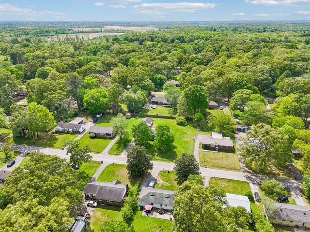 513 Cumberland Ave, Tullahoma, TN 37388