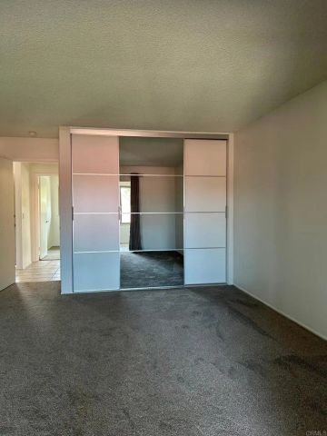 17463 Plaza Abierto 29, San Diego, CA 92128