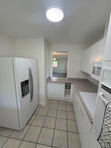 17463 Plaza Abierto 29, San Diego, CA 92128